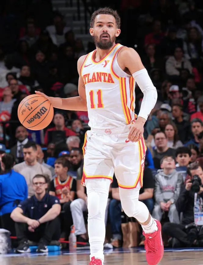 输给米兰后拉齐奥对主裁判不判罚点球不满，决定新闻沉默（不满主裁漏判点球，拉齐奥负于米兰后宣布新闻静默）