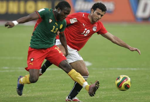 里程碑，恰尔汗奥卢出战利物浦迎来国米生涯200场（国米里程碑：恰尔汗奥卢战利物浦迎第200场）