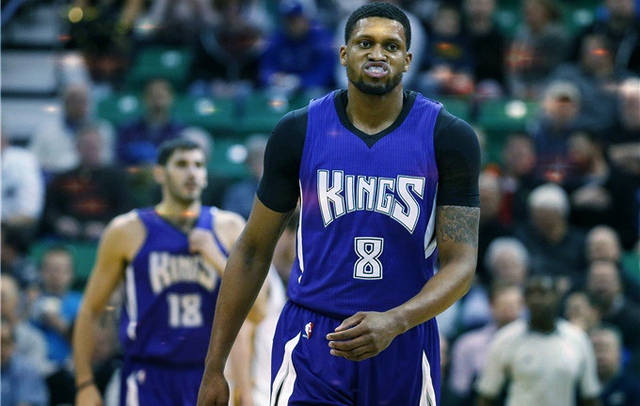 塞尔希-多明格斯：进入巴萨一线队很困难，所以我选择了离开（塞尔希-多明格斯：难进巴萨一线队，我决定离开）