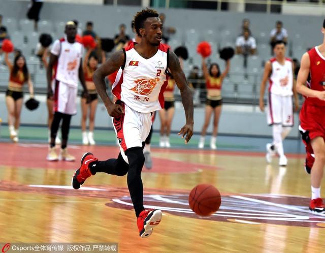 🎮KeSPA杯战报：Zeka阿卡丽超神砍13杀，HLE鏖战三局力克T1（KeSPA杯速报：Zeka阿卡丽砍下13杀，HLE三局苦战击败T1）